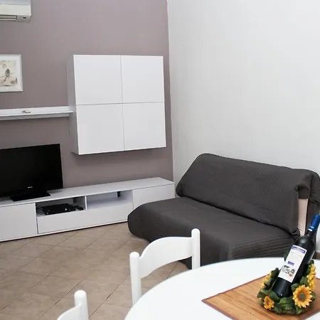 Merlin Apartment *